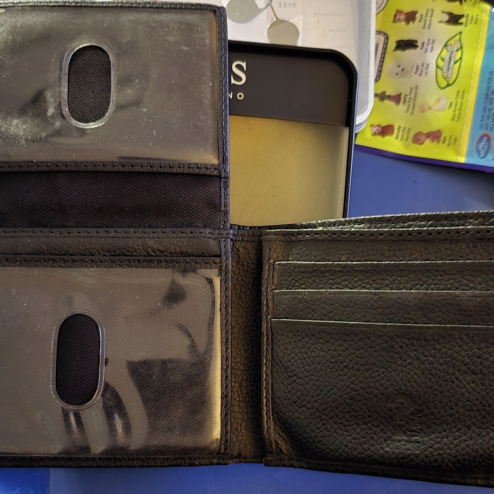 Men Guess Wallet by Marciano